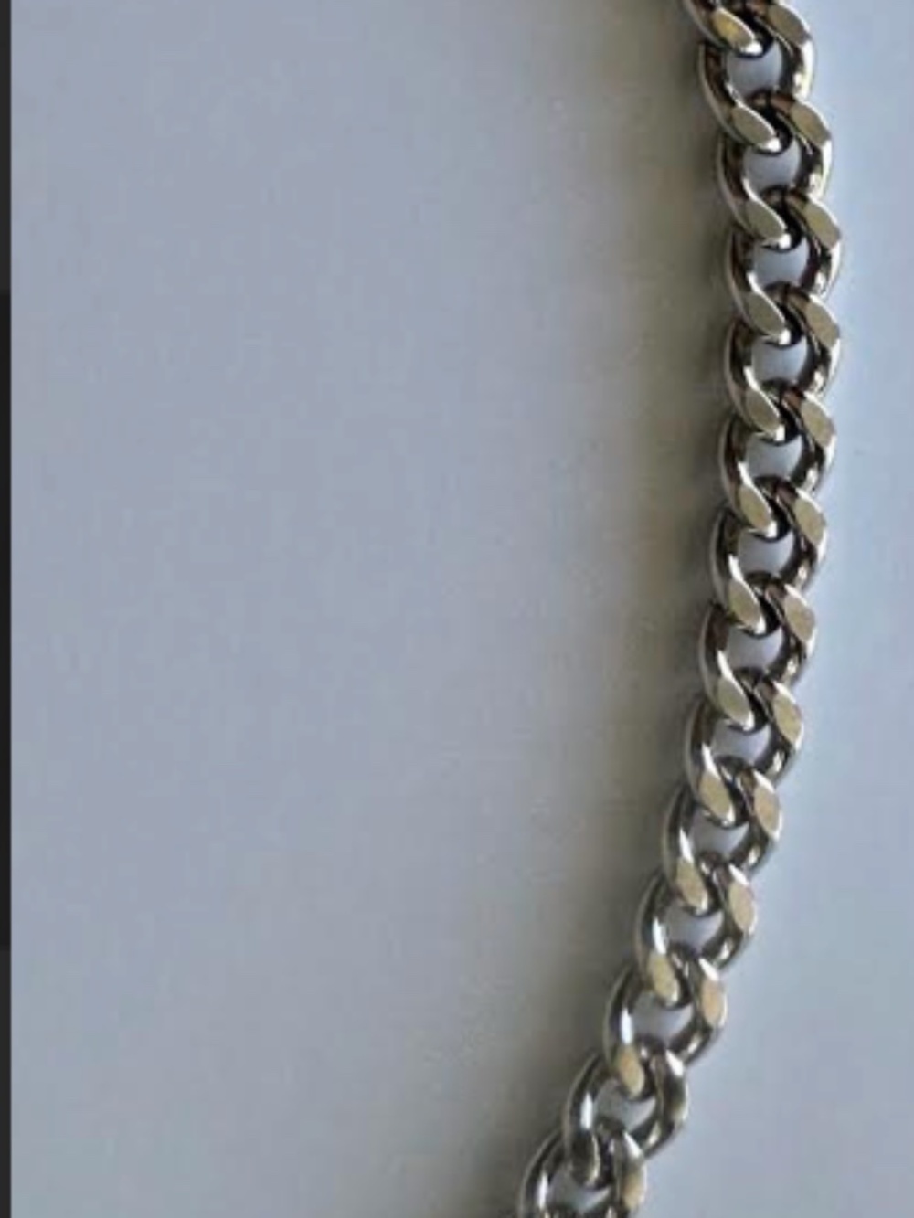 Share VINTAGE AVON CHAIN LINK SILVERTONE BRACELET 6/6 1/2/7 "